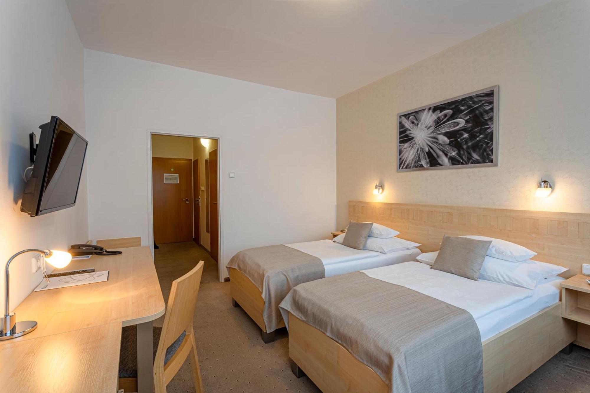 Hotel Behounek Jáchymov Esterno foto