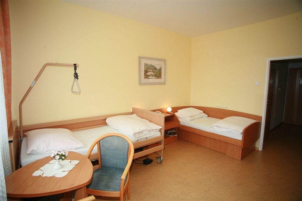 Hotel Behounek Jáchymov Esterno foto